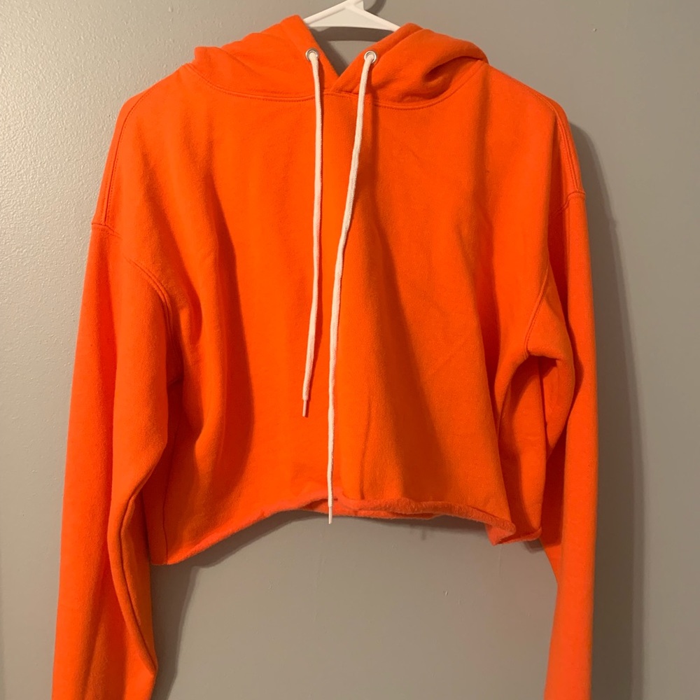 Cropped hoodie WORN ONCE
